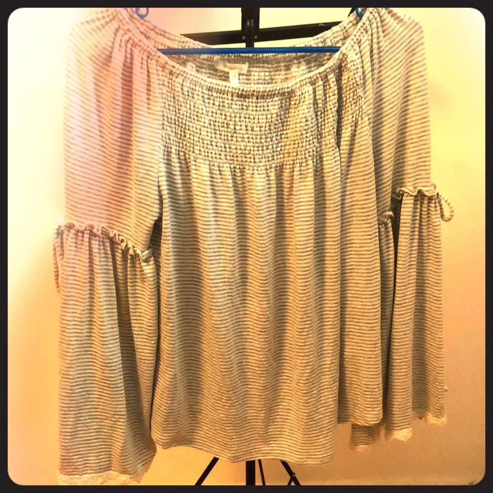 Maurices Horizontal Grey Striped Long Sleeve